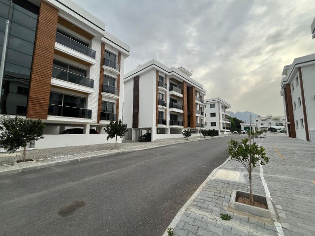 Girne Alsancak Alkent Yakın Satılık  2+1  Daire