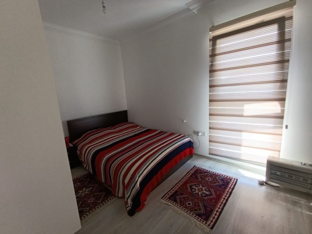 3+1 Maisonette-Villa zur Miete in der Hauptstraße Girne Karaoğlanoğlu