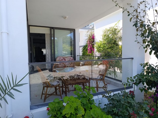 3+1 Maisonette-Villa zur Miete in der Hauptstraße Girne Karaoğlanoğlu