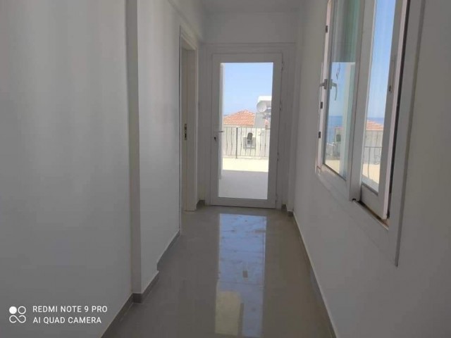 Girne Esentepe  'de Satılık 3+1 Villa / EŞYASIZ