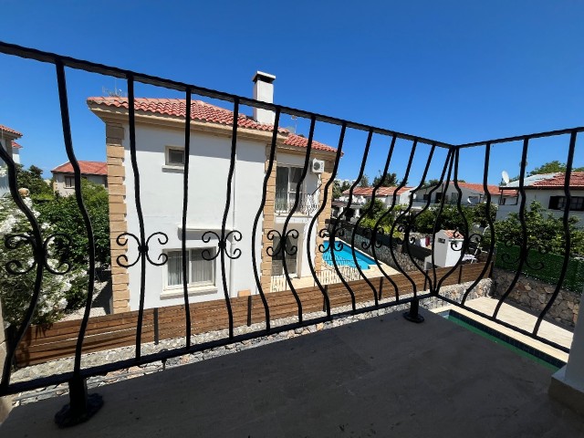 ALSANCAK ÇIKIŞINDA 3+1 SATILIK VILLA