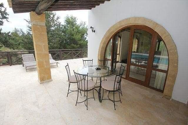 3+1 Tagesvilla im Dorf Malatya in Kyrenia Alsancak