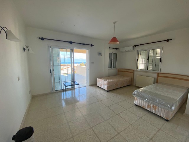 Villa To Rent in Bellapais, Kyrenia