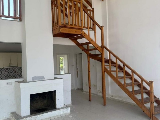 4+1 villa for sale in Kyrenia Karşıyaka Region