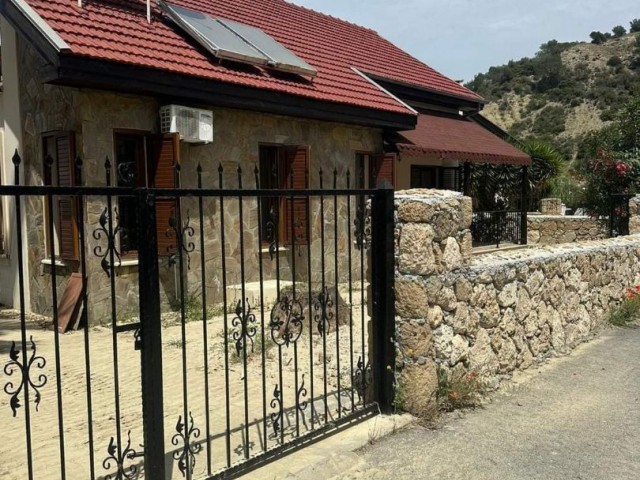 3+1 villa for sale in Karşıyaka region of Guinea