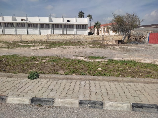 LAND FOR SALE IN İSKELE CENTER, SUITABLE FOR RESIDENTIAL CONSTRUCTION.