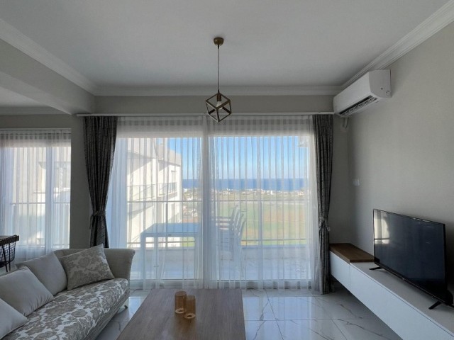 DAILY RENTAL FLATS IN A SAFE SITE WITH HABUZLU IN İSKELE LONG BEACH AREA