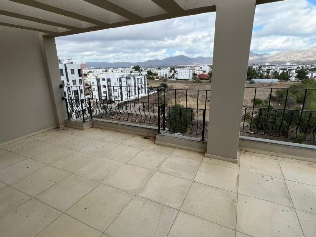 TURKISH KOÇANLI 2+1 120 M2 PENTHOUSE FLAT in Nicosia - Küçük Kaymaklı