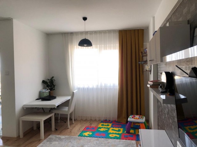 3+1 WOHNUNG ZUM VERKAUF AUF EINEM GELÄNDE MIT AUFZUG IN NICOSIA/DEMİRHAN. 0533 859 21 66