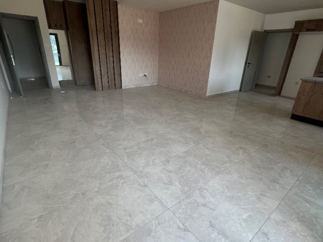 NEUE 3+1 WOHNUNG ZUM VERKAUF IN NIKOSIA/KÜÇÜKKAYMAKLI, 150 m2 TÜRKISCHES KOÇAN MIT AUFZUG. 0533 859 21 66