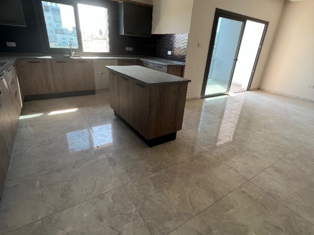 NEW 3+1 FLAT FOR SALE IN NICOSIA/KÜÇÜKKAYMAKLI, 150 m2 TURKISH KOÇAN WITH ELEVATOR.. 0533 859 21 66