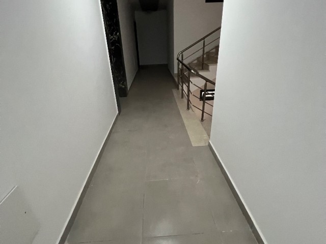 NEUE 3+1 WOHNUNG ZUM VERKAUF IN NIKOSIA/KÜÇÜKKAYMAKLI, 150 m2 TÜRKISCHES KOÇAN MIT AUFZUG. 0533 859 21 66