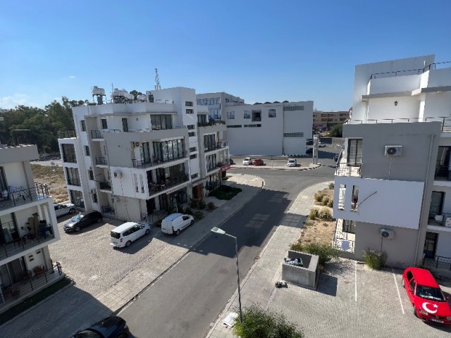 NICOSIA/KÜÇÜKKAYMAKLI KOMPLETT NEUER, LUXUSMÖBLIERTER MIETER 125 m2 2+1 PENTHOUSE ZUM VERKAUF IN NICOSIA/KÜÇÜKKAYMAKLI. 0533 859 21 66