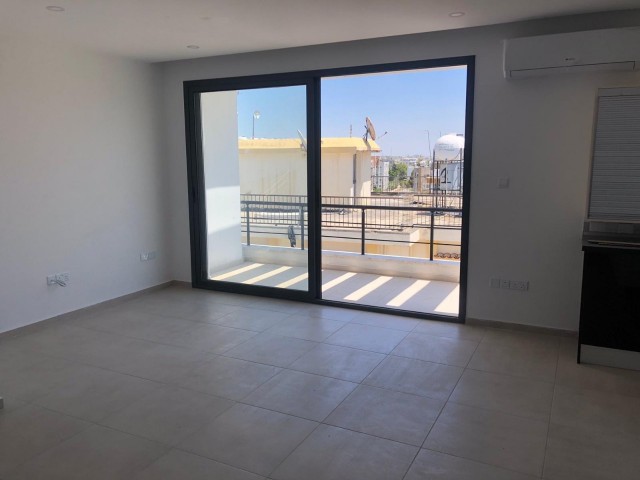 LEFKOŞA/GÖNYELİ DE TÜM VERGİLERİ ÖDENMİŞ FULL EŞYALI 95 m2 TÜRK KOÇAN SATILIK SIFIR 2+1 DAİRE.. 0533 859 21 66