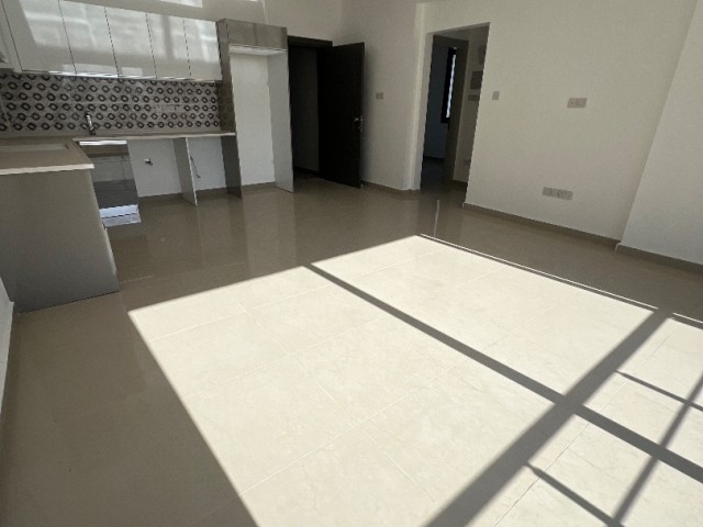 2+1 FLATS FOR SALE IN NICOSIA/KÜÇÜKKAYMAKLI, CENTRAL LOCATION WITH ELEVATOR.. 0533 859 21 66