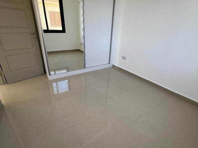 NEUES 2+1 PENTHOUSE MIT AUFZUG ZU VERKAUFEN IN NICOSIA/KÜÇÜKKAYMAKLI..0533 859 21 66