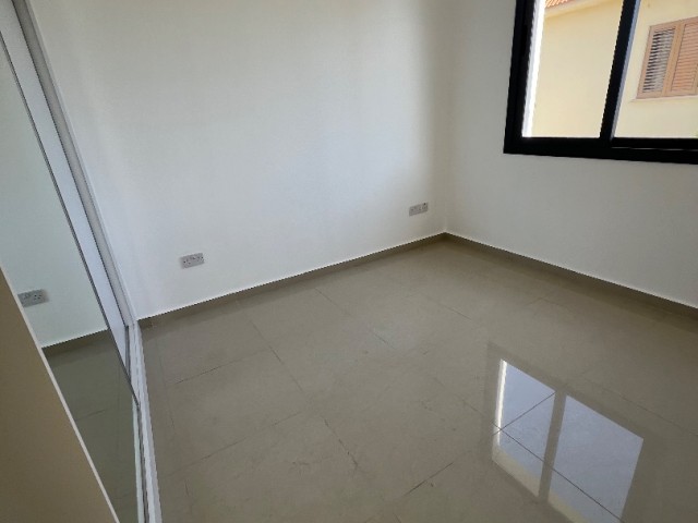 NEUES 2+1 PENTHOUSE MIT AUFZUG ZU VERKAUFEN IN NICOSIA/KÜÇÜKKAYMAKLI..0533 859 21 66