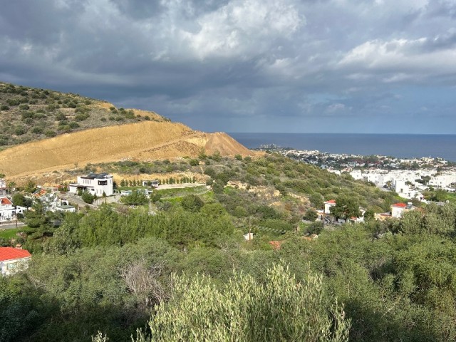 2700 m2 LAND FOR SALE IN GİRNE/ALSANCAK WITH MOUNTAIN AND SEA VIEWS.. 0533 859 21 66