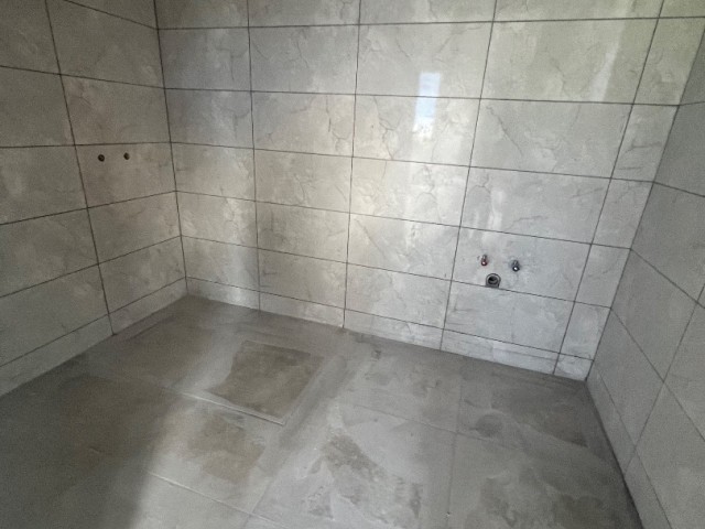 2+1 WOHNUNG ZU VERKAUFEN IN NICOSIA/KÜÇÜKKAYMAKLI MIT 2 BADEZIMMERN/WC ENSUIT 105 m2 TÜRKISCHES KOÇAN. 0533 859 21 66