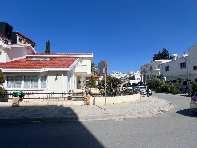 VERY SPECIAL SEMI FURNISHED 4+1 FULLY DETACHED VILLA WITH COMMERCIAL PERMIT FOR RENT ON A 680 m2 CORNER PLOT IN NICOSIA/KÖŞKLÜÇİFTLIK.. 0533 859 21 66