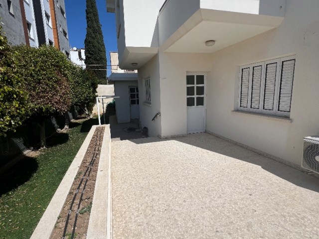 VERY SPECIAL SEMI FURNISHED 4+1 FULLY DETACHED VILLA WITH COMMERCIAL PERMIT FOR RENT ON A 680 m2 CORNER PLOT IN NICOSIA/KÖŞKLÜÇİFTLIK.. 0533 859 21 66