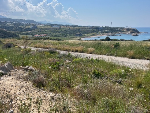 6 ACRES OF CYPRUS LAND FOR SALE IN İSKELE/KAPLICA NEAR THE SEA NEAR THE SEA.. 0533 859 21 66