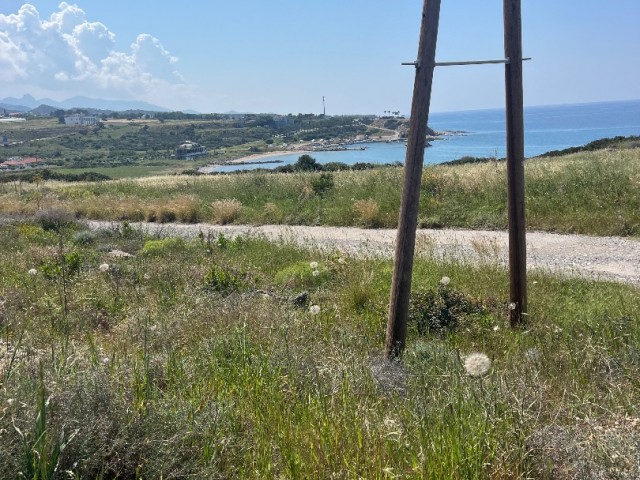 6 ACRES OF CYPRUS LAND FOR SALE IN İSKELE/KAPLICA NEAR THE SEA NEAR THE SEA.. 0533 859 21 66