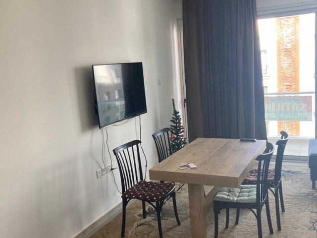 LEFKOŞA/DEREBOYU YAKINI NEAR EAST BANKA ARKASI YAPIM APT LARINDA ASANSÖRLÜ FULL EŞYALI SATILIK 2+1 DAİRE.. 0533 859 21 66