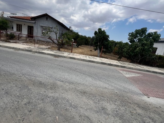 1210 m2 LAND FOR SALE WITHIN THE VILLAGE IN NICOSIA/ALAYKÖY, 120% USE, 2 FLOOR PERMITTED, WITH A DETACHED HOUSE INSIDE.. 0533 859 21 66