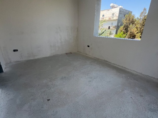 2+1 FLATS FOR SALE IN NICOSIA/KÜÇÜKKAYMAKLI WITH ENSUIT BATHROOM/WC WITH 35% DOWN PAYMENT DELIVERED IN SEPTEMBER 2024.. 0533 859 21 66