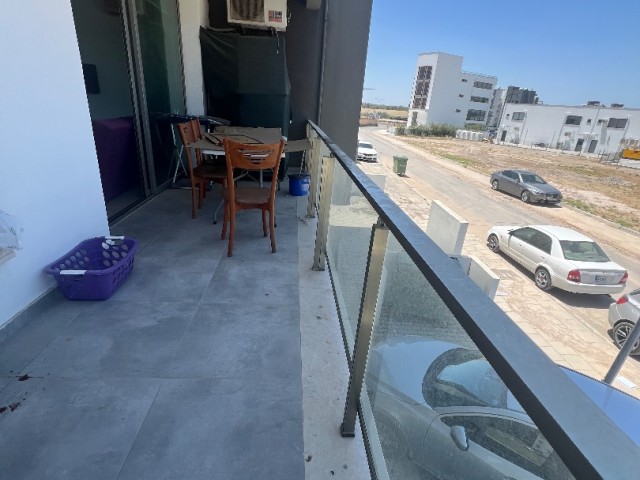 TÜRKISCHES KOÇAN, KOMPLETT MÖBLIERTE, SEHR GERÄUMIGE 2+1-WOHNUNG ZUM VERKAUF IN NICOSIA/ORTAKÖY GEGENÜBER DEM DEREBOYU CD SO PASHA HOTEL..0533 859 21 66