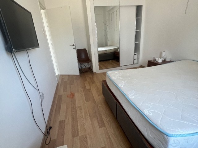 TÜRKISCHES KOÇAN, KOMPLETT MÖBLIERTE, SEHR GERÄUMIGE 2+1-WOHNUNG ZUM VERKAUF IN NICOSIA/ORTAKÖY GEGENÜBER DEM DEREBOYU CD SO PASHA HOTEL..0533 859 21 66