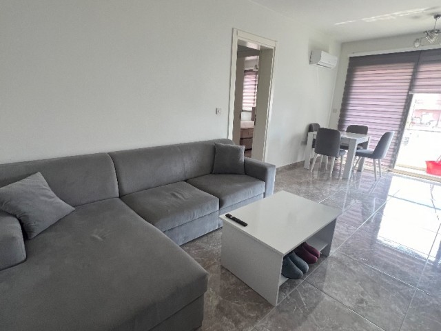 LUXUS KOMPLETT MÖBLIERTE 2+1 WOHNUNG MIT AUFZUG ZU VERMIETEN NEBEN DEM MERIT HOTEL IN NICOSIA/KUMSAL. 0533 859 21 66