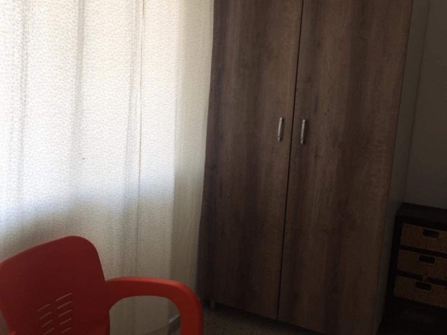 145m2 good condition flat in Metehan