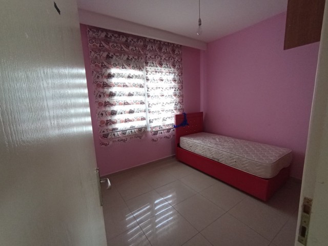 Gönyeli 3+1 flat for rent