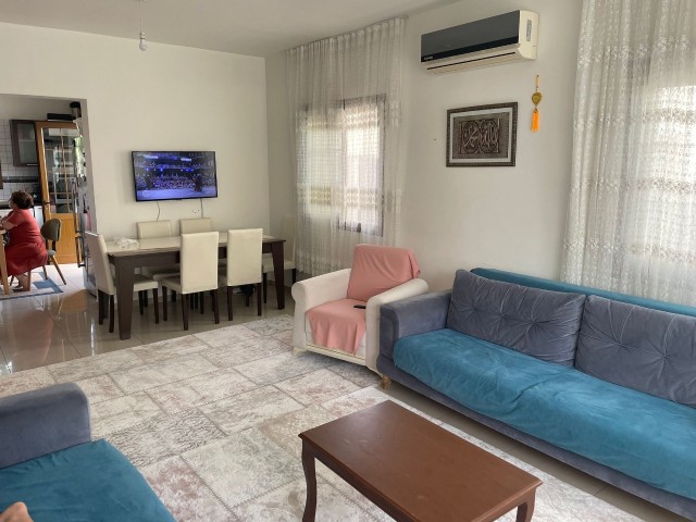 Semi Detached For Sale in Küçük Kaymaklı, Nicosia