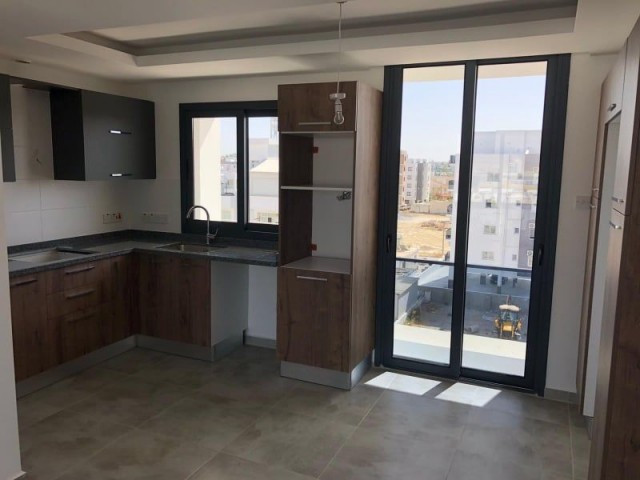 Penthouse For Sale in Küçük Kaymaklı, Nicosia