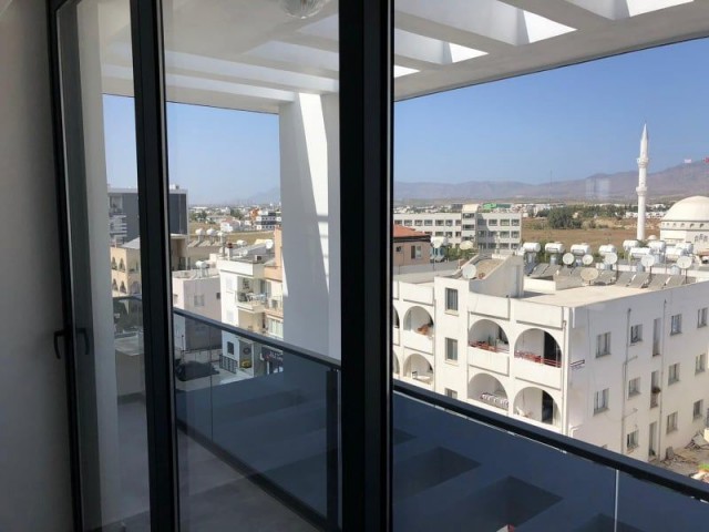 Penthouse For Sale in Küçük Kaymaklı, Nicosia