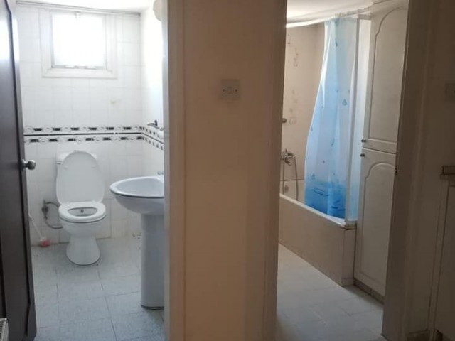 Flat To Rent in Dumlupınar, Nicosia