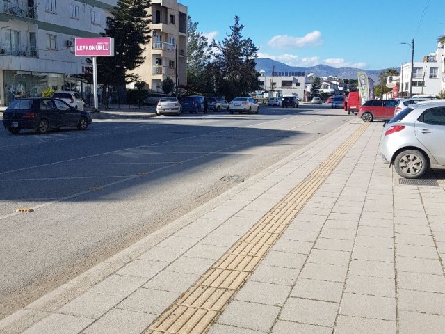 Eben Kaufen in Taşkınköy, Nikosia