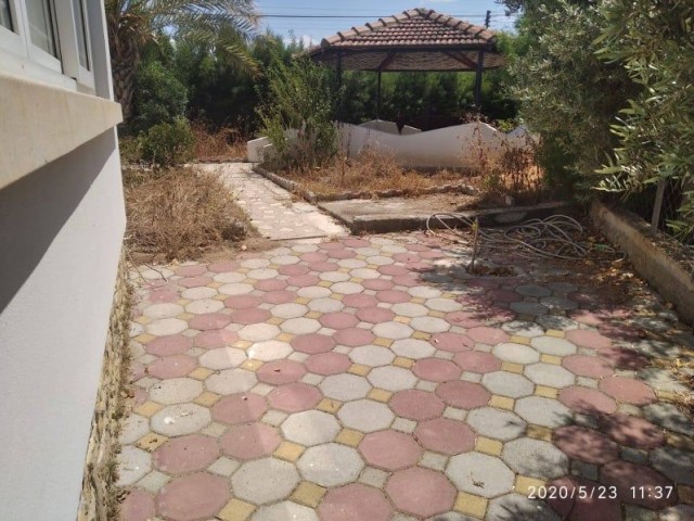 Detached House For Sale in Aşağı Bostancı, Guzelyurt