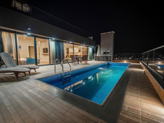 Penthouse with pool in Kucukkaymakli ** 