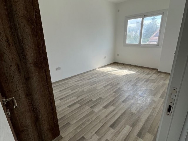 In Gönyeli, 2 + 1 Apartment with a net size of 90 m2 ** 