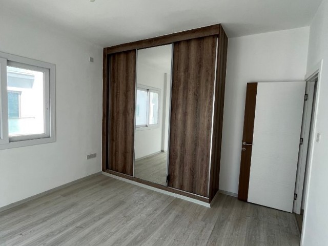 In Gönyeli, 2 + 1 Apartment with a net size of 90 m2 ** 