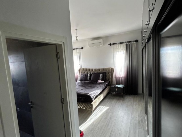 3+2 260 m2 Super Luxury Flat in Nicosia-Gönyeli!