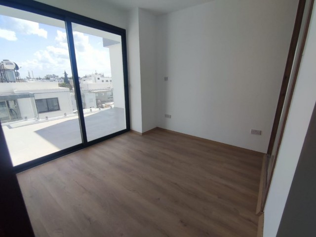 Large, spacious penthouse for sale in Küçükkaymaklı