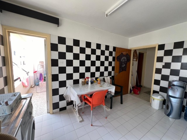 3+1 130m2 FLAT FOR SALE IN THE MOST CENTRAL LOCATION OF NICOSIA, AGAINST MOLTO