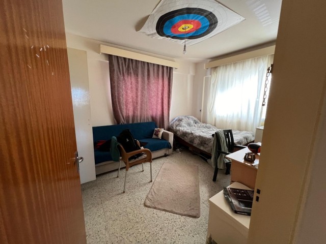 3+1 130m2 FLAT FOR SALE IN THE MOST CENTRAL LOCATION OF NICOSIA, AGAINST MOLTO