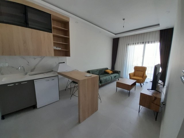 1+1 WOHNUNG/BÜRO ZUM VERKAUF IM KYRENIA CENTER