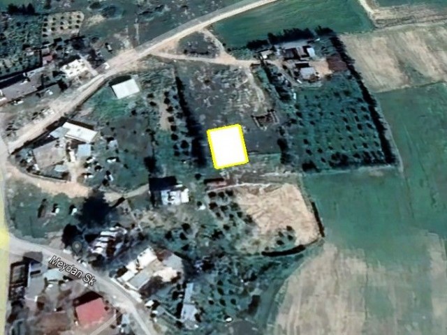 400 M2 LAND WITH TURKISH COB IN NERGİSLİ